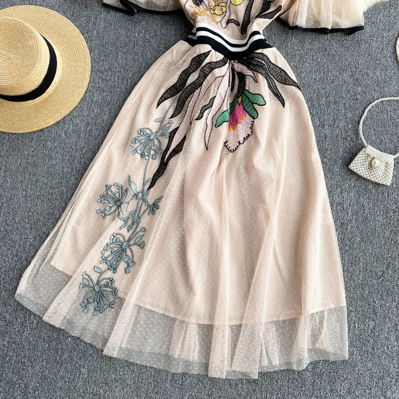 2023  Summer Vintage Luxury Embroidery Flower Ruffles Mesh Dress