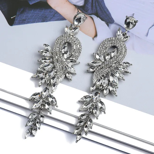 Design Dangle Chain Leaves Earrings