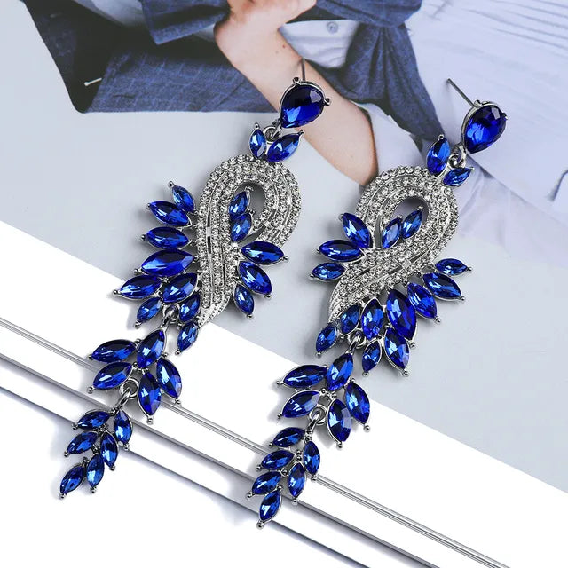 Design Dangle Chain Leaves Earrings