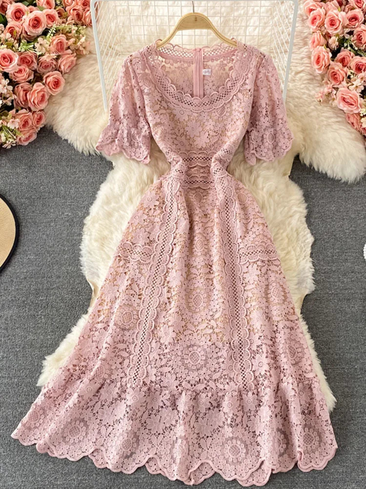 Lace Patchwork Hollow Out O-neck Short-sleeve High Waist  Dress