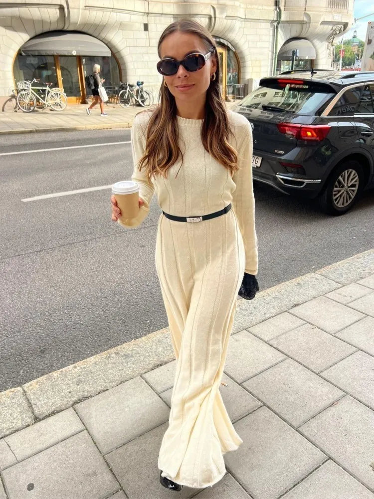 Elegant O Neck Long Sleeve Solid Ribbed Knitted Dress