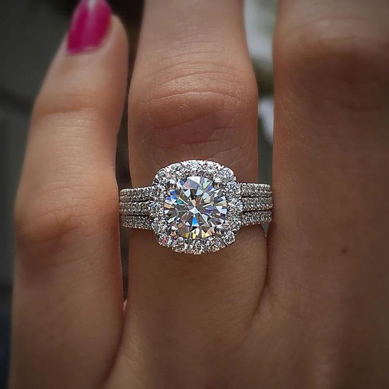 Trendy Women Rings with Brilliant Cubic Zirconia Luxury Engagement Rings