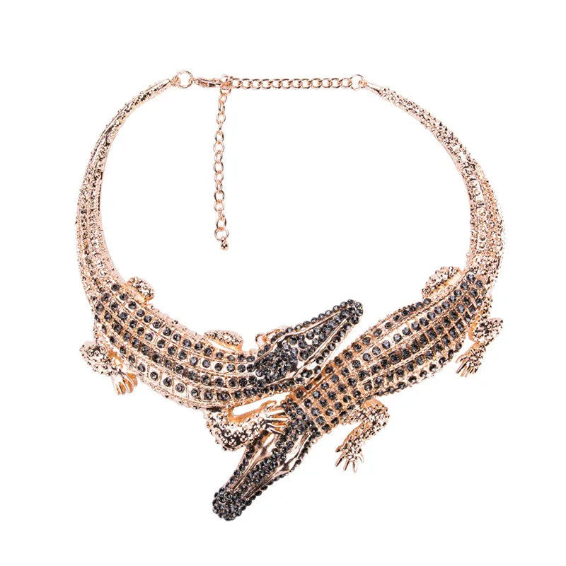 Trendy Exaggerated Punk Full Crystal Crocodile Necklace