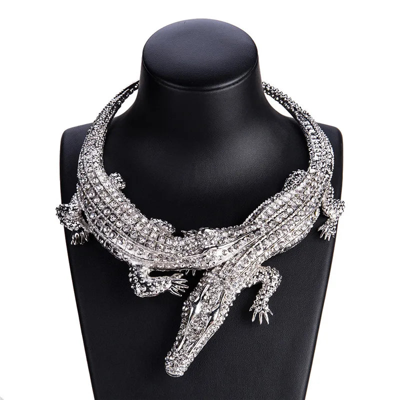 Trendy Exaggerated Punk Full Crystal Crocodile Necklace
