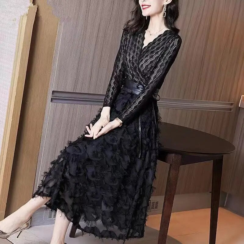 V-neck Solid Color Lace Korean Elegant Dresses
