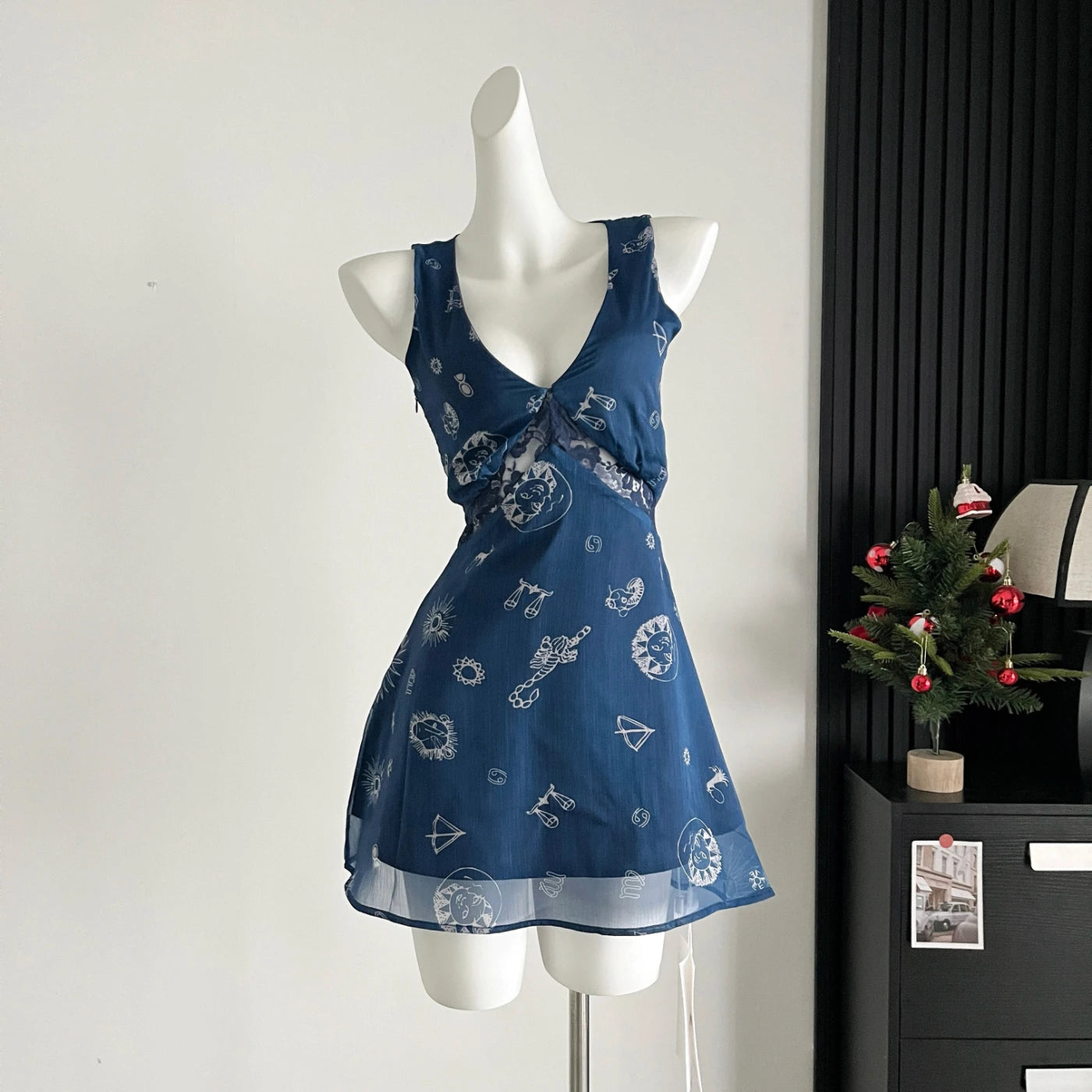 Elegant Vintage Original Design Print V-Neck Hollow Out Party Dress