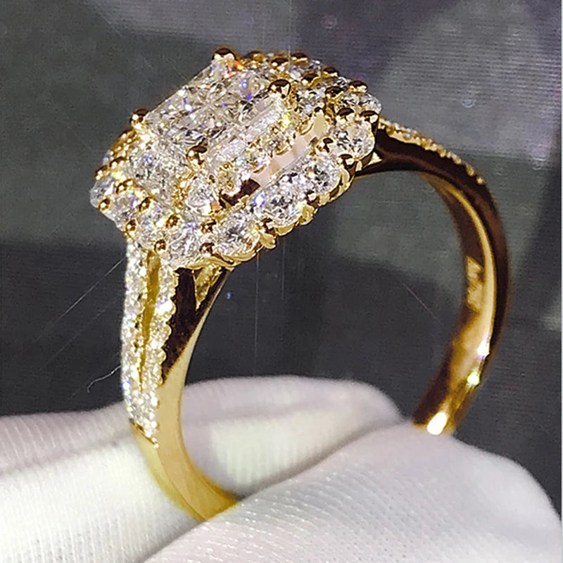 Trendy Women Rings with Brilliant Cubic Zirconia Luxury Engagement Rings