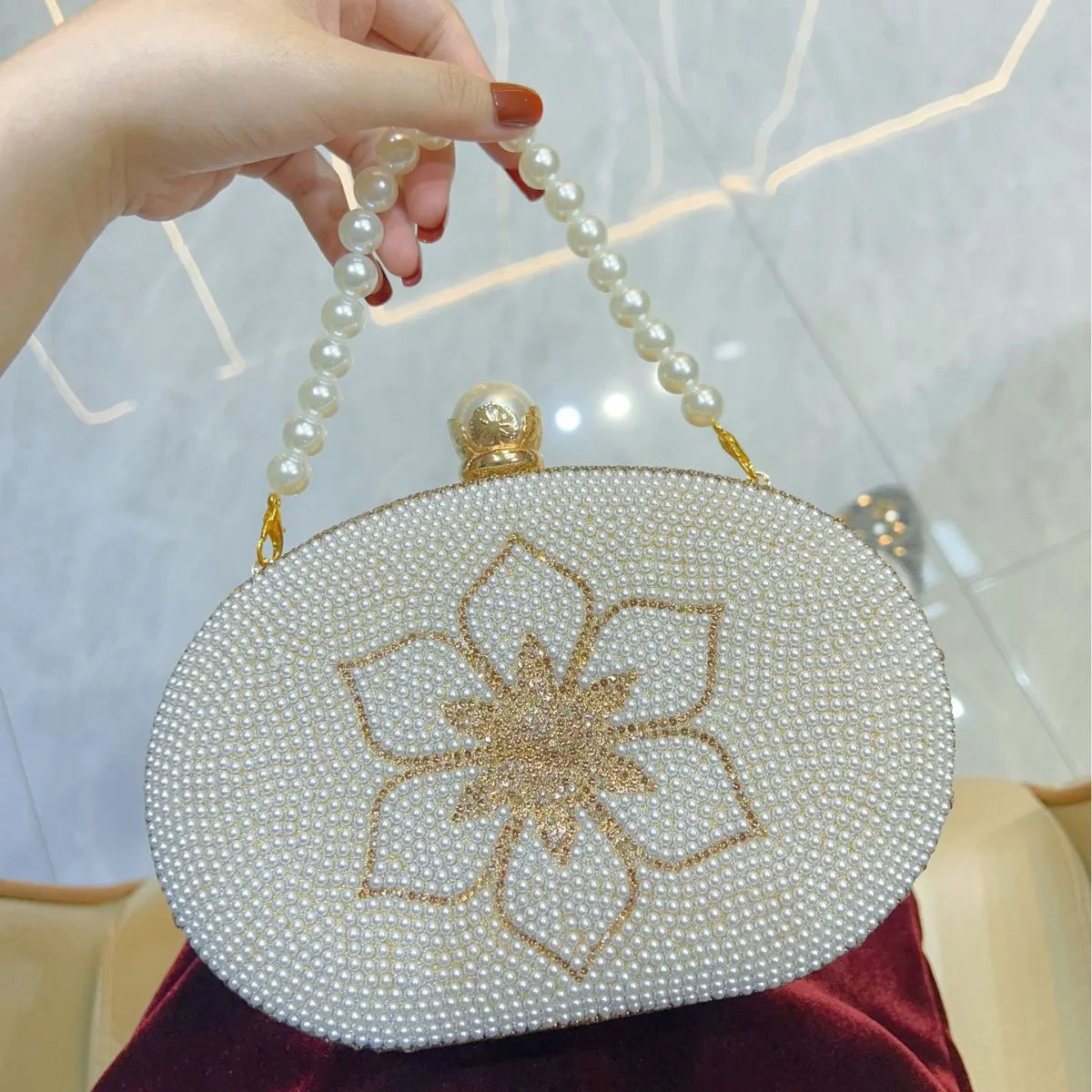 Delicate Beading Flower Pearl Studded Diamond Handbags