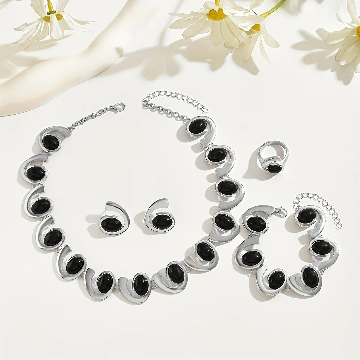 ✨ 4-Piece Silver Geometric Jewelry Set – Necklace, Earrings, Bracelet & Ring