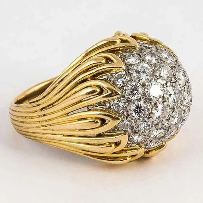 Creative Design Rings with Sparkling Cubic Zirconia Claws Setting
