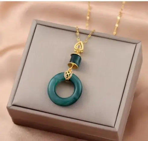 New Hot Natural Stone Crystal Necklace