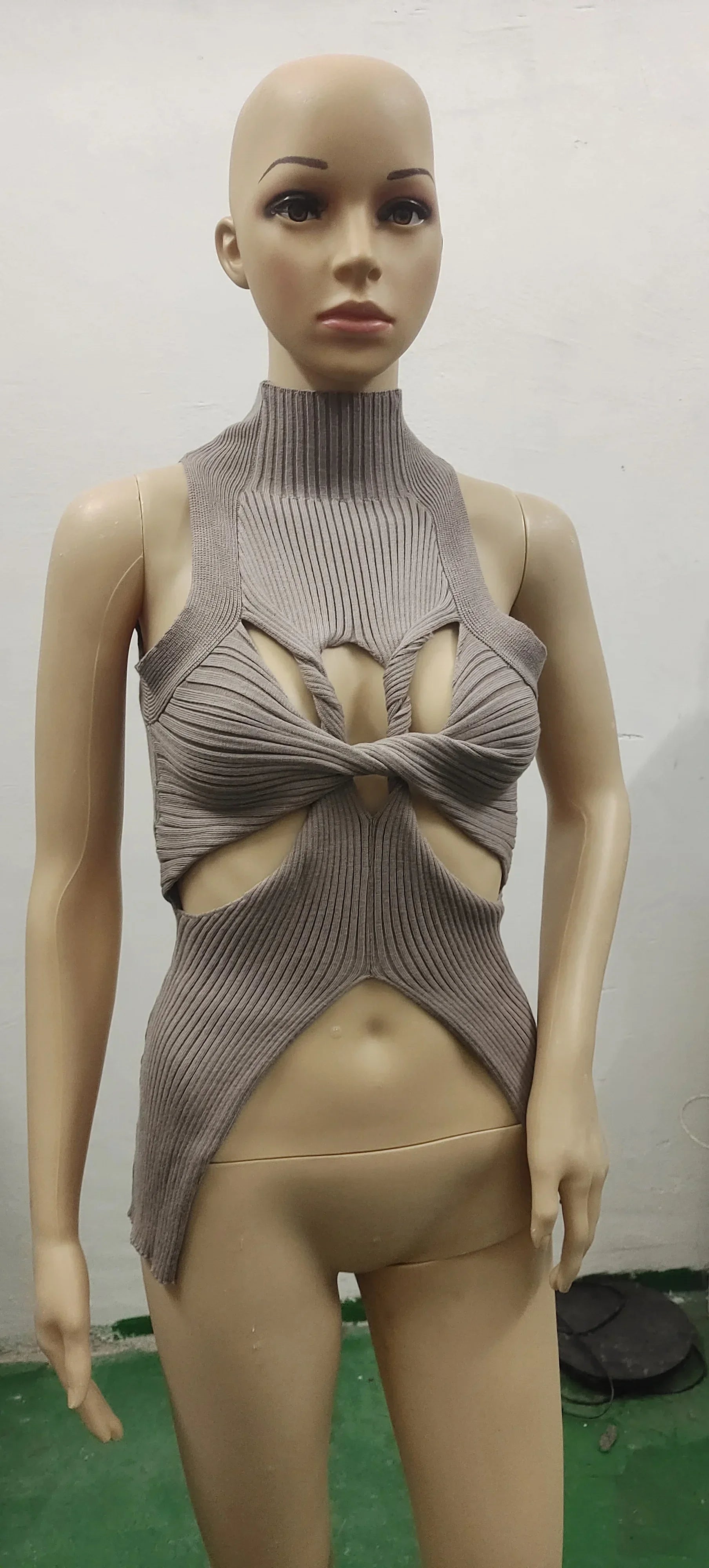 Sexy Hollow Out Knitted Crop Tops