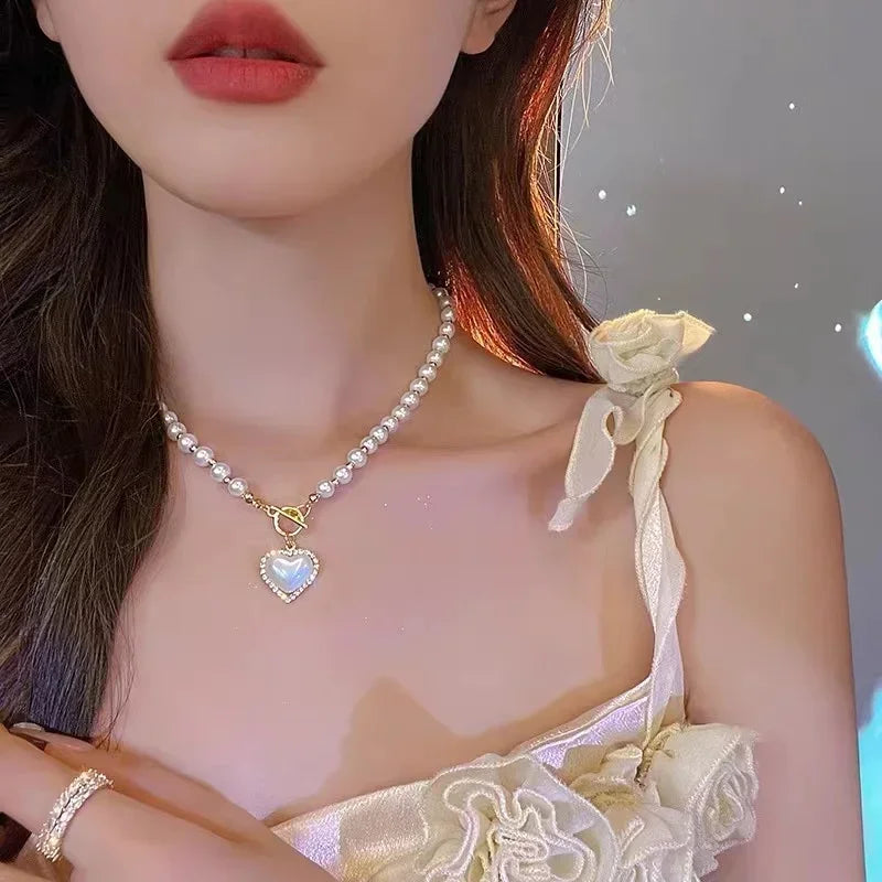 Stereoscopic Stainless Steel Small Peach Heart Golden Necklace