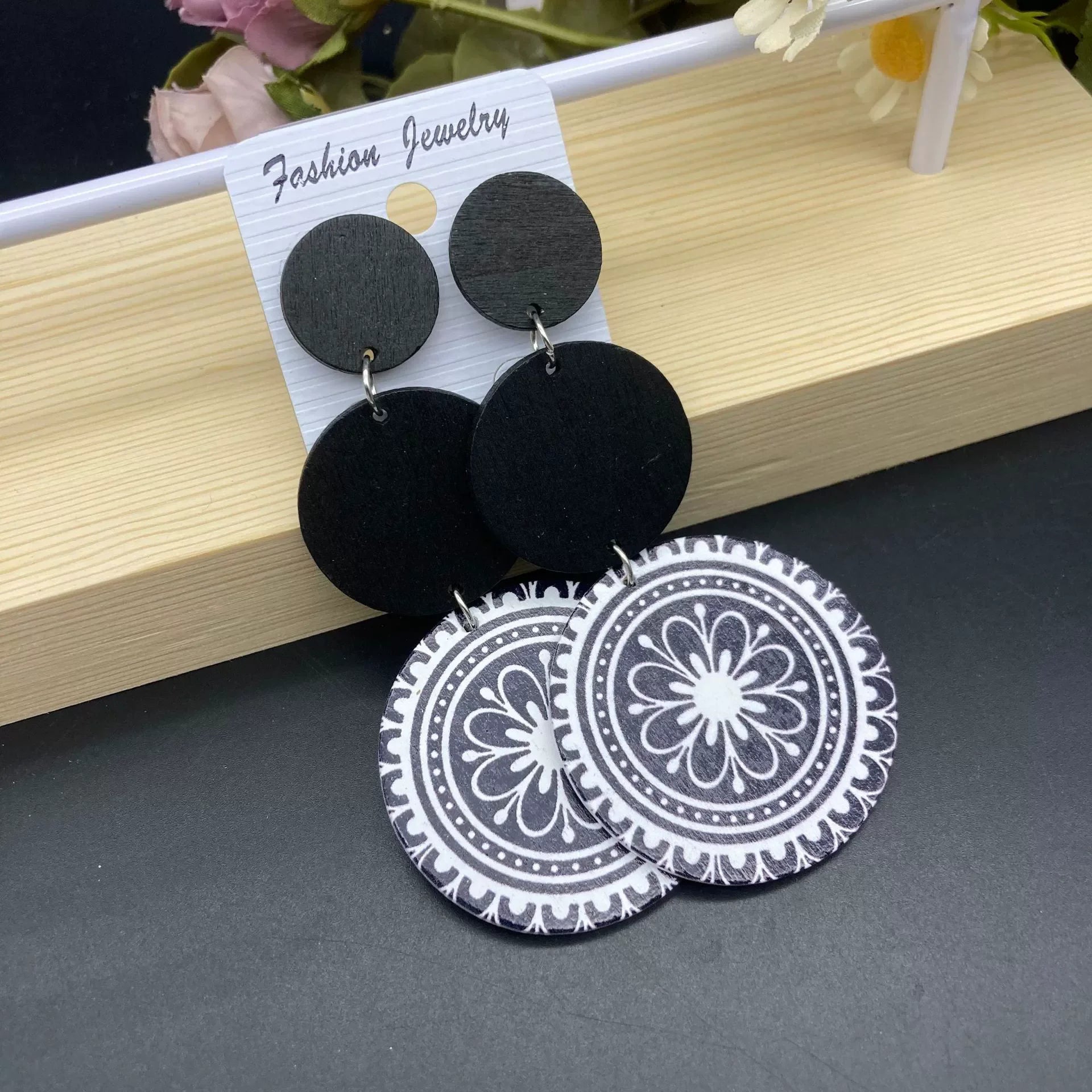 New Ethnic Retro Circular Printed Wooden Earrings – Long Bohemian Colorful Statement Jewelry