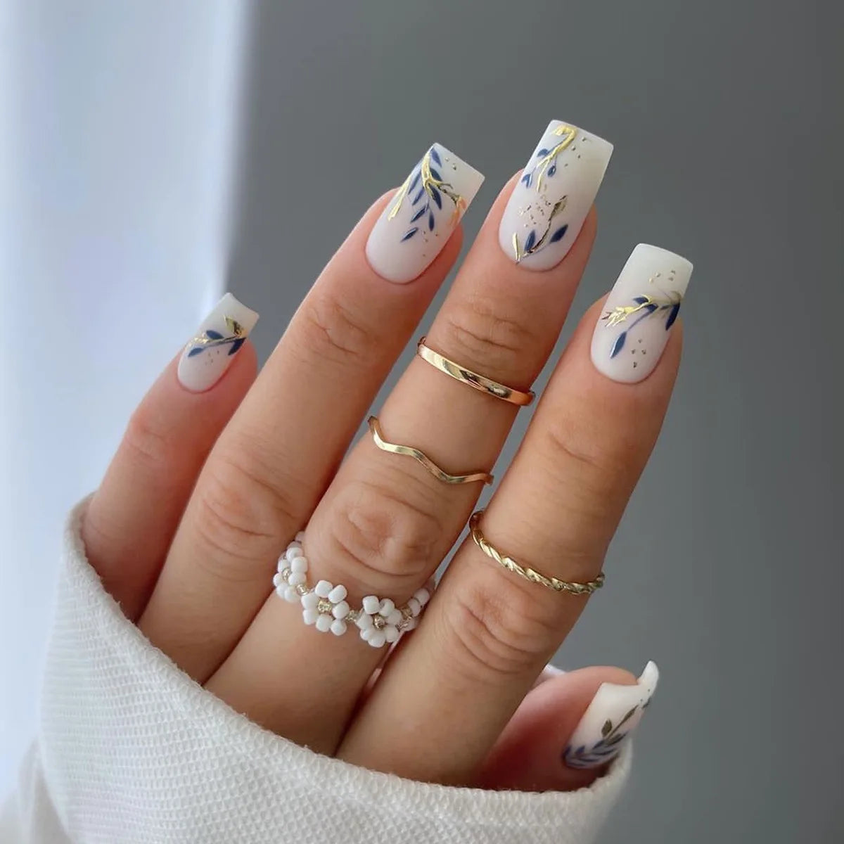 24pcs Press on Nails Flower Design