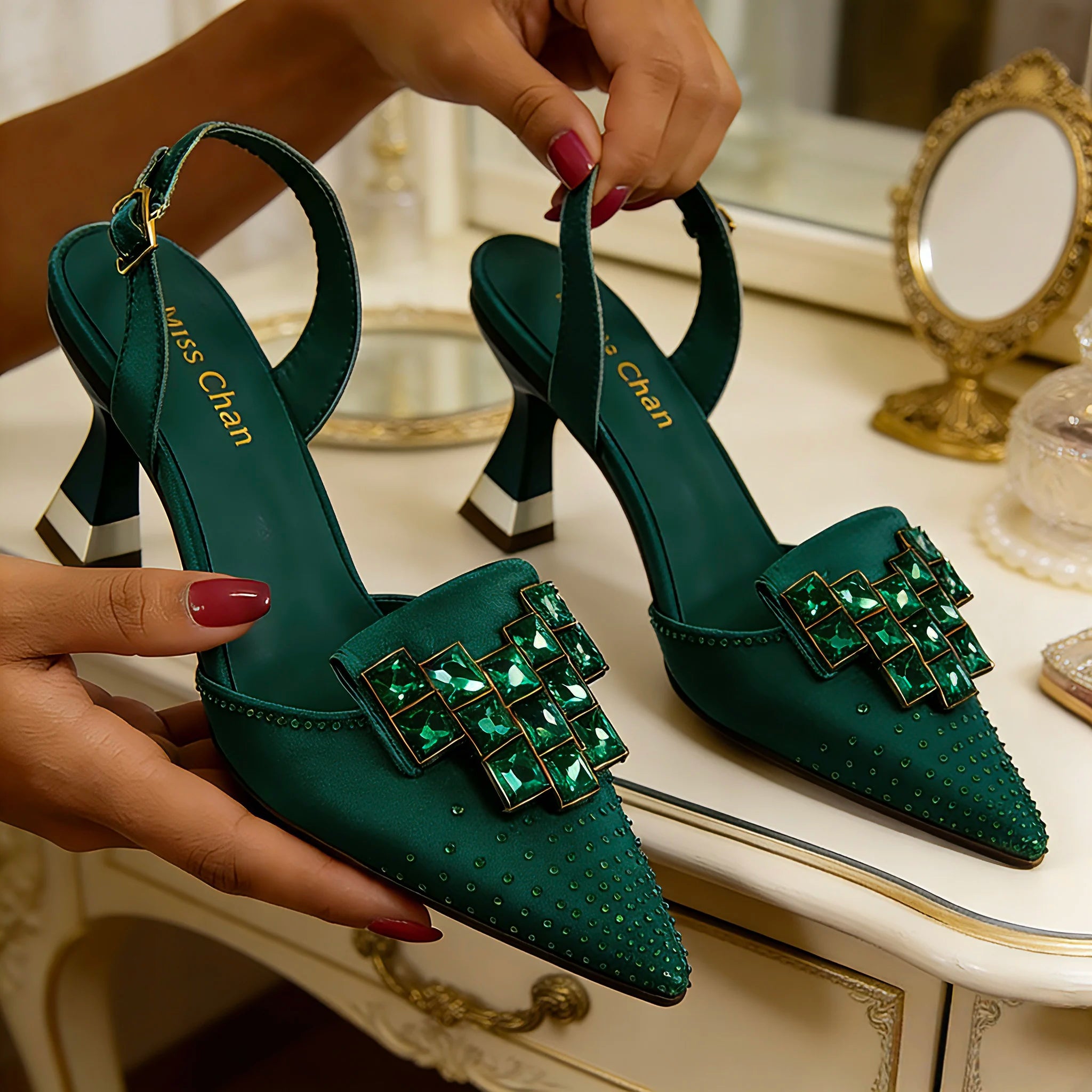 Venus Chan 2026 Elegant Green Slingback Heels with Rhinestones