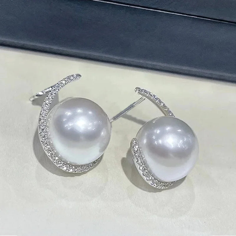 Beautiful Imitation Pearl Drop Earrings
