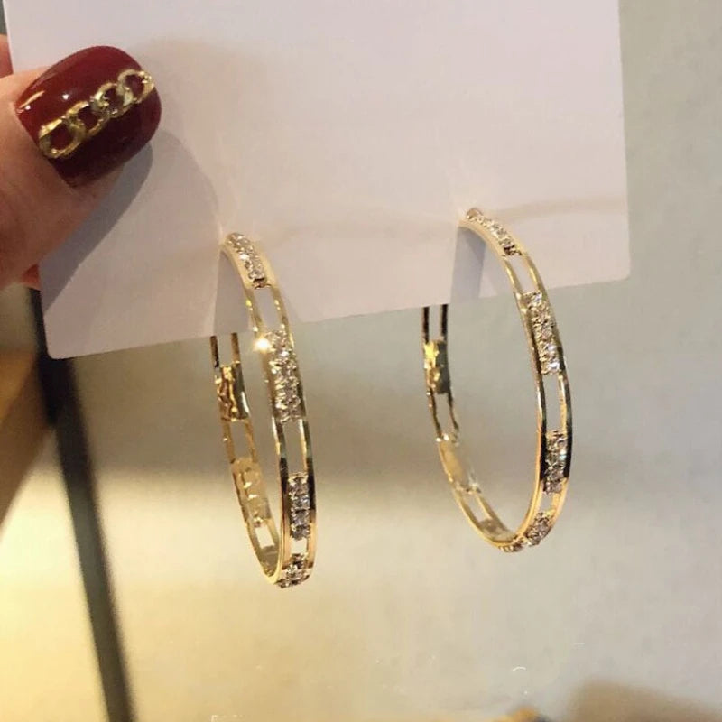 Charm Fashion Gold Color Geometric Hollow Circle Hoop Earrings