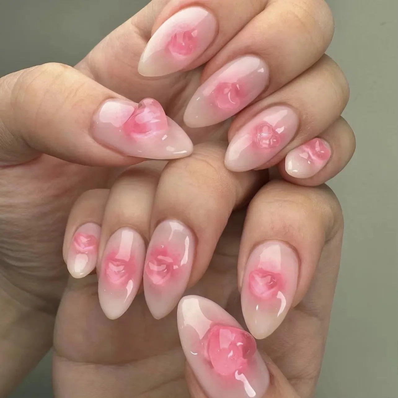 Romantic Valentine's Day Red Love Heart Charm Red Lips Almond Fake Nails