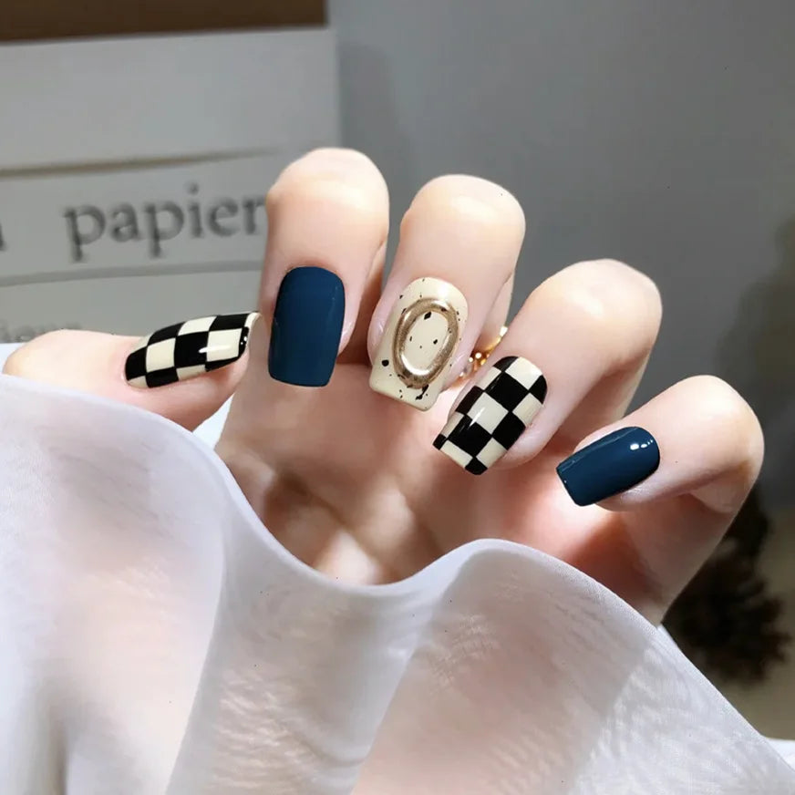 24Pcs/Box Almond Round False Nails Detachable Stiletto Fake Nails
