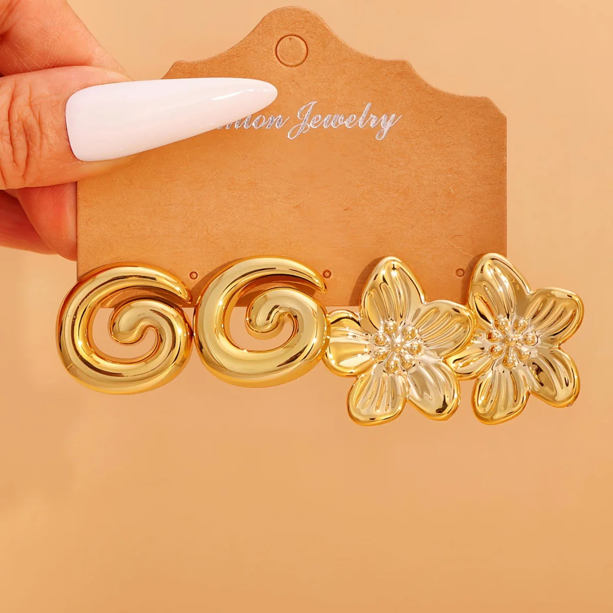 9-Pair Golden Resin Earrings Set – Starfish, Seashell &amp; Textured C-Shape Collection