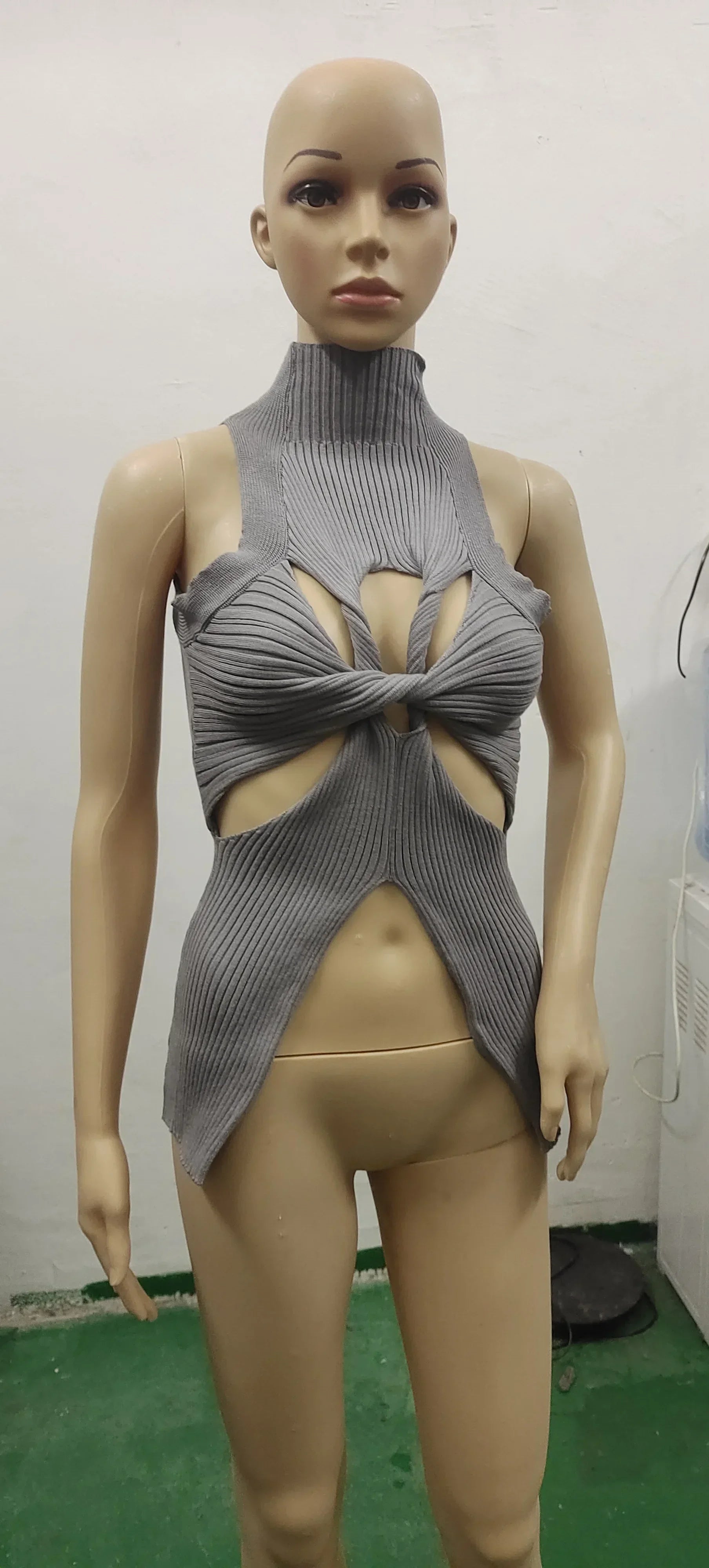 Sexy Hollow Out Knitted Crop Tops