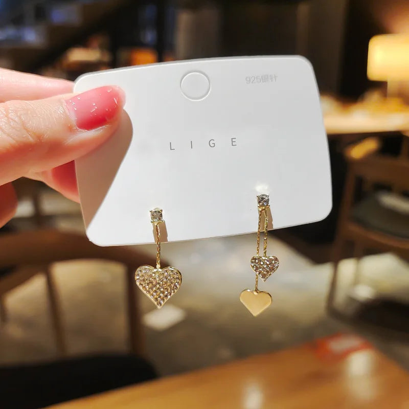 Black Rhinestone “Love” Earrings – Light Luxury Studs for Effortless Elegance