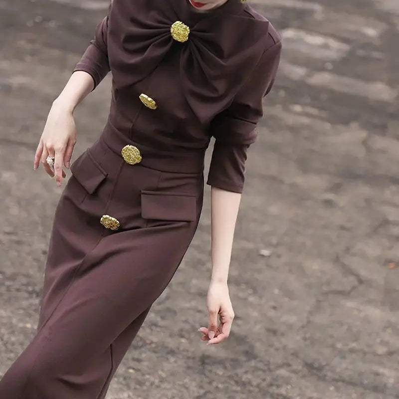 High End Autumn New Style Elegant Socialite Bow Metal Buckle Slim Fit and Solid Color Hip Hugging Dress