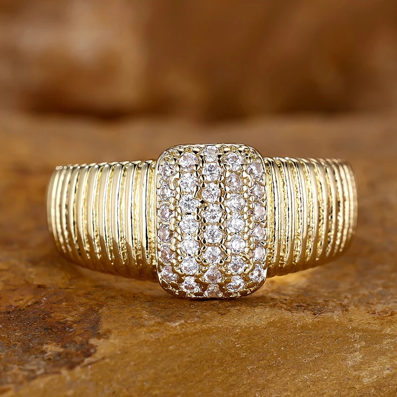 Luxury CZ Ring – Elegant, Sparkling Statement Jewelry for Every Special Moment