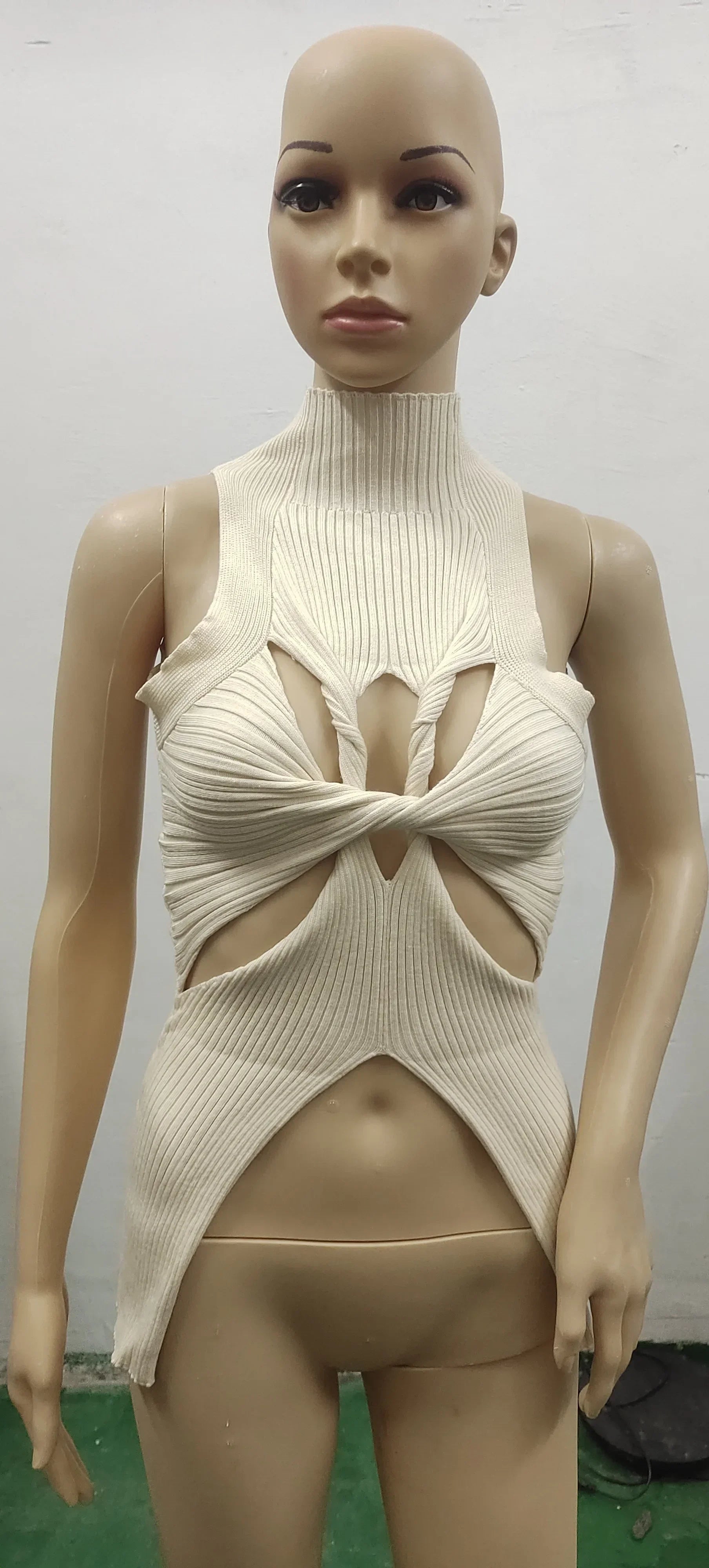 Sexy Hollow Out Knitted Crop Tops
