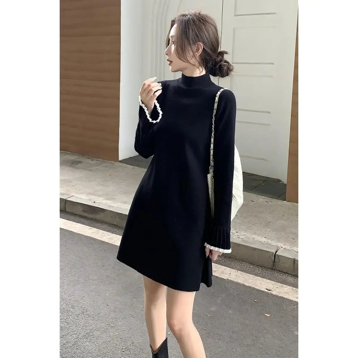 Spring Autumn 2025 Pleated  Extreme Mini Black Short  Knit Dress