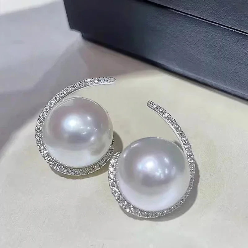 Beautiful Imitation Pearl Drop Earrings