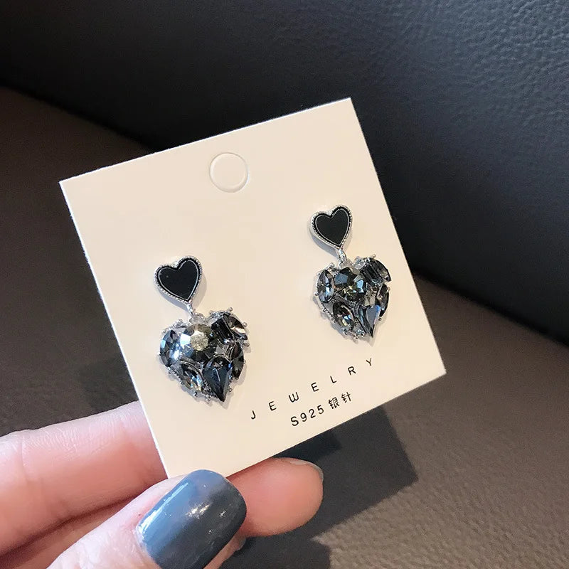 Black Rhinestone “Love” Earrings – Light Luxury Studs for Effortless Elegance