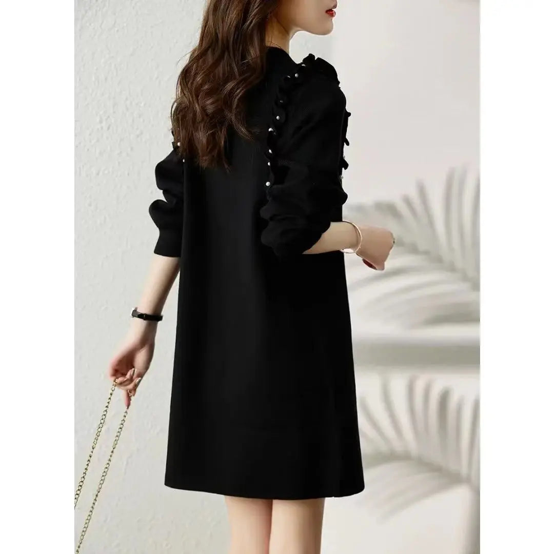 New Autumn and Winter Round Neck Loose Fit Long Sleeves and Knitted Dress
