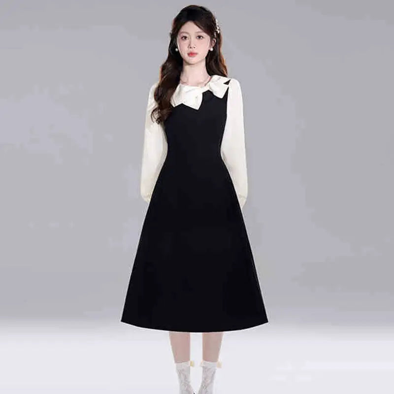French Hepburn Style Fake Two Black Dresses for Autumn and Winter