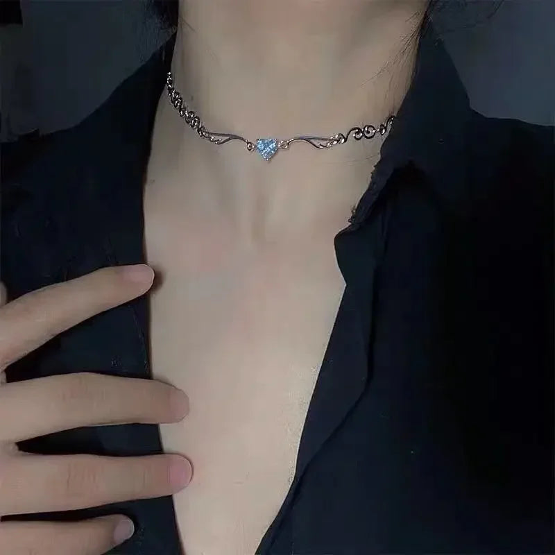 Stereoscopic Stainless Steel Small Peach Heart Golden Necklace