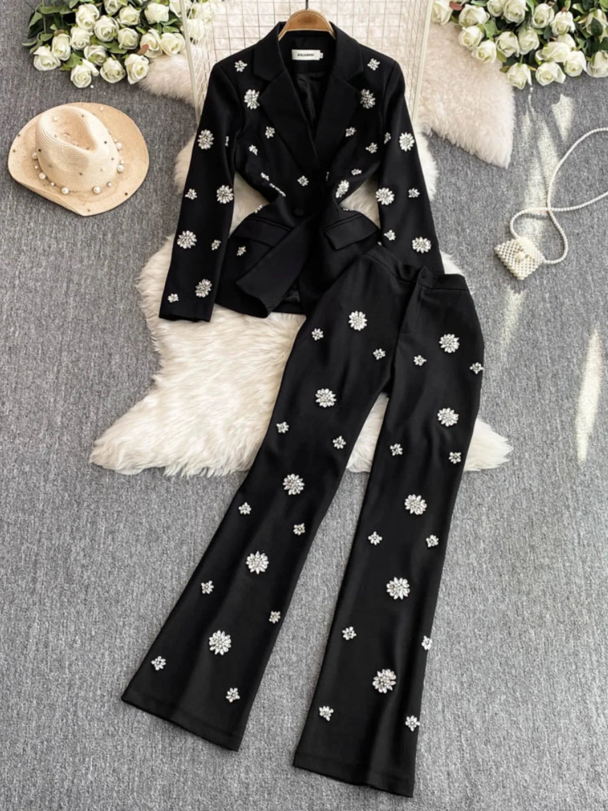 Elegant Diamond-Embellished Two-Piece Suit Set for Women