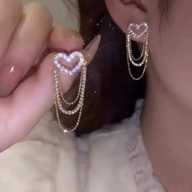 Black Rhinestone “Love” Earrings – Light Luxury Studs for Effortless Elegance