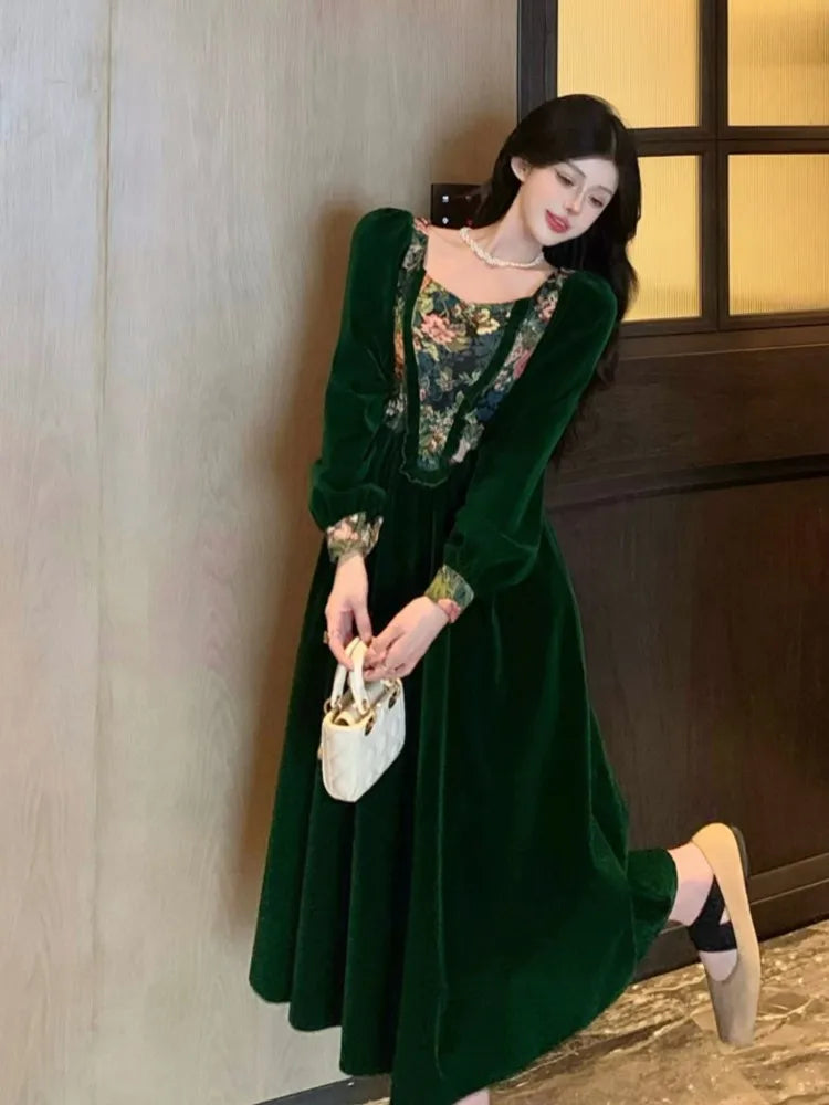 Women Green Velvet Long Sleeve Party Dress