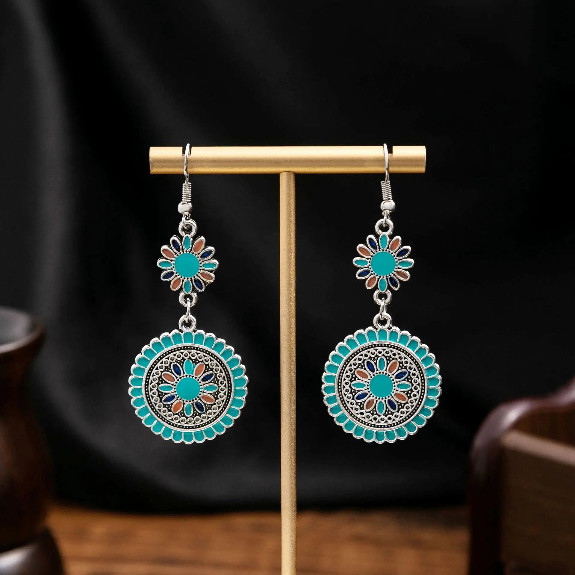 European Retro Bohemian Sunflower Earrings – Bold Vintage Statement Hoops