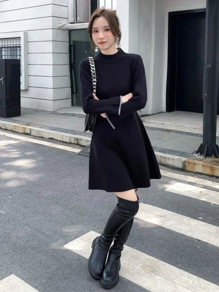 Spring Autumn 2025 Pleated  Extreme Mini Black Short  Knit Dress
