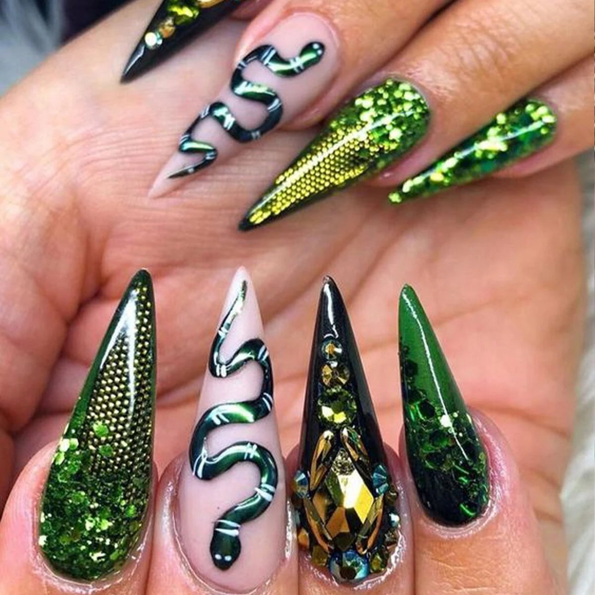 Long Stiletto False Nails Green Glitter Glue on Nails with Snake and Rhinestones Designs