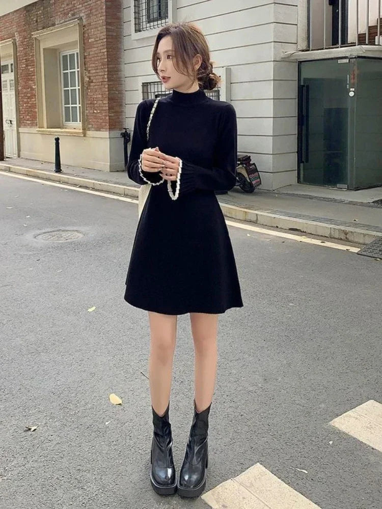 Spring Autumn 2025 Pleated  Extreme Mini Black Short  Knit Dress