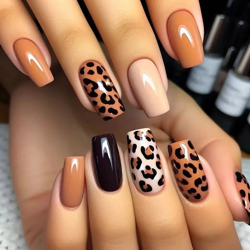 24Pcs Mid-length Square Press-On Nails with Golden Butterfly Design