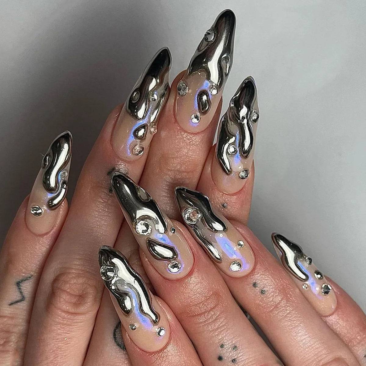 24Pcs Black Fake Nails with Diamond Halloween Long Almond False Nail Butterfly Design Wearable Oval Press on Nails Tips
