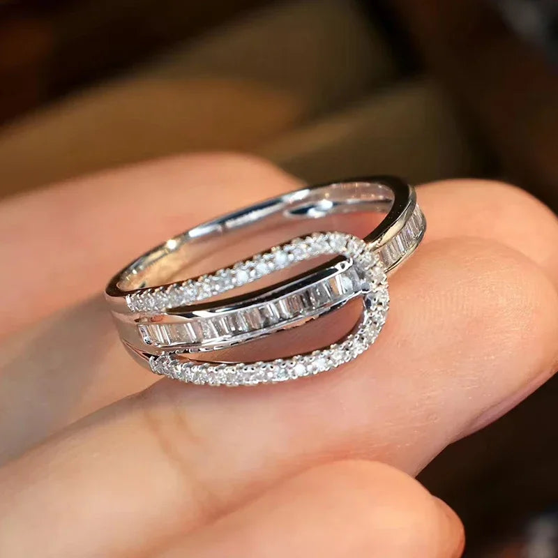 Newly Designed Silver Color Luxury Cubic Zirconia Wedding Band