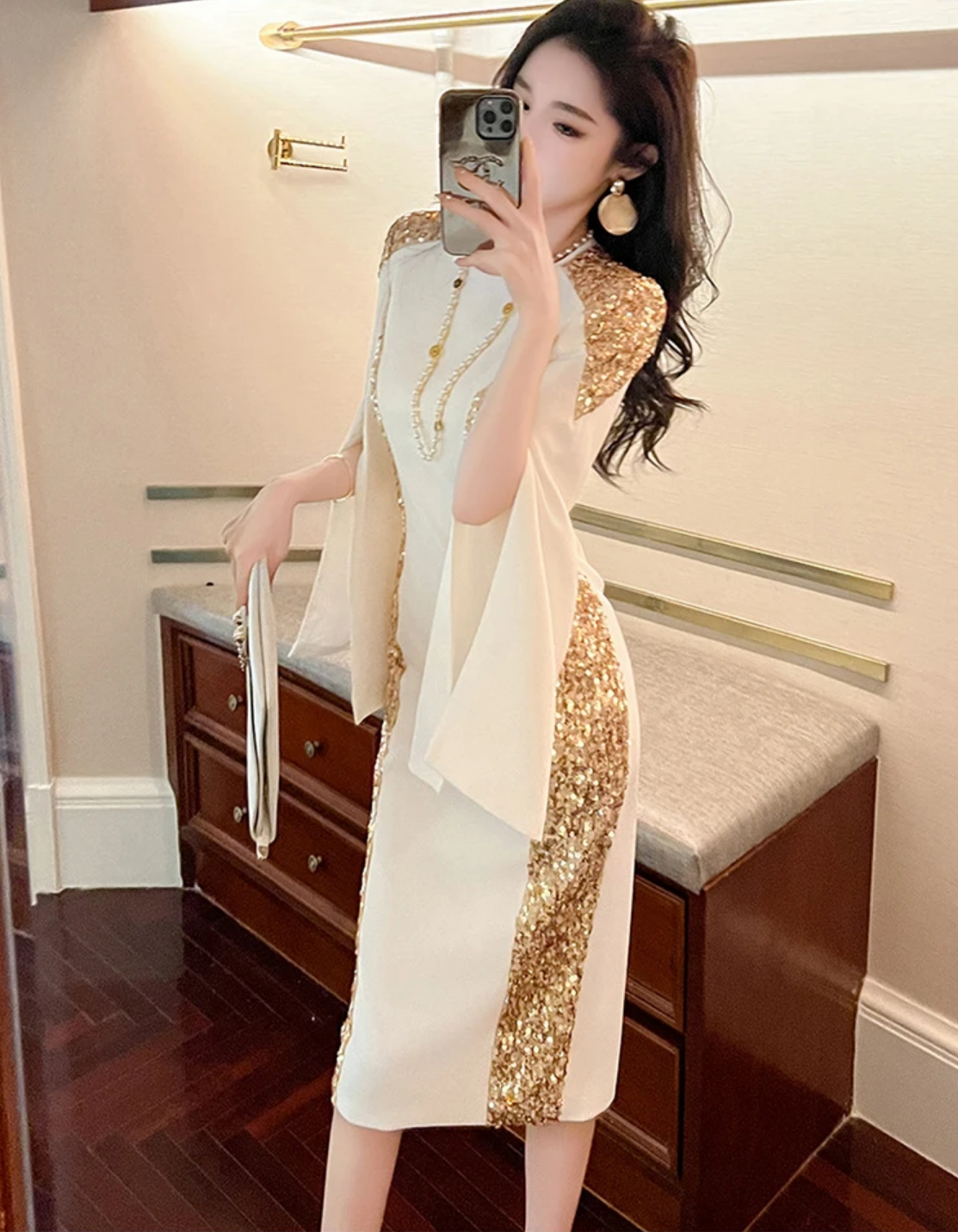 2023 Luxury Style Gold Sequins White Slim Dress