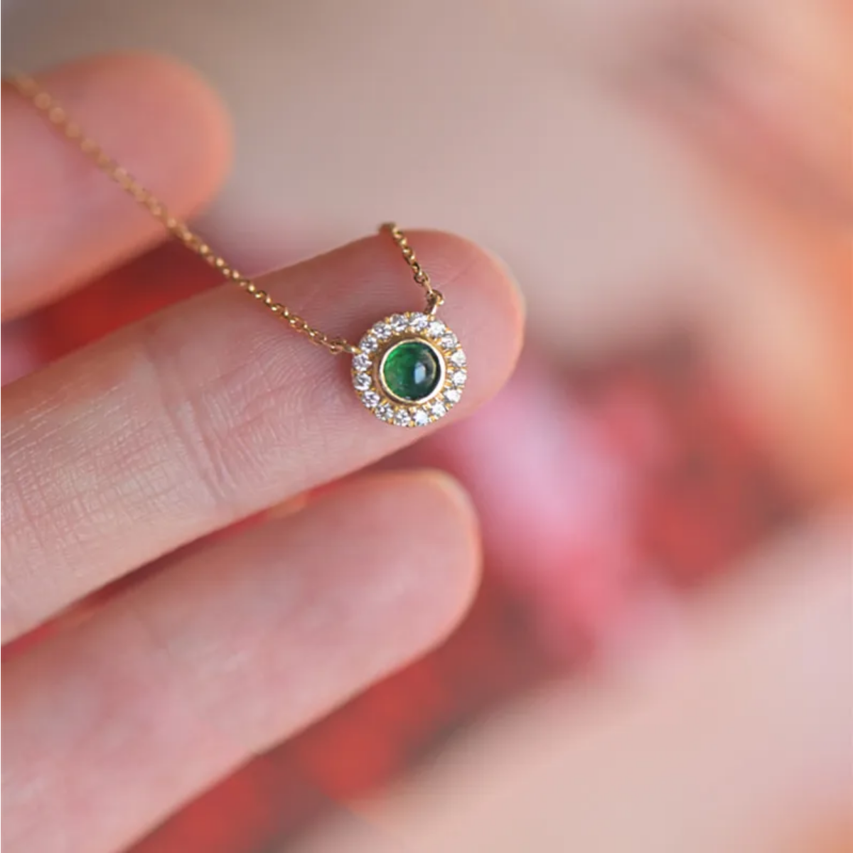 Small Round Pendant Necklace with Green Imitation Opal Stone F