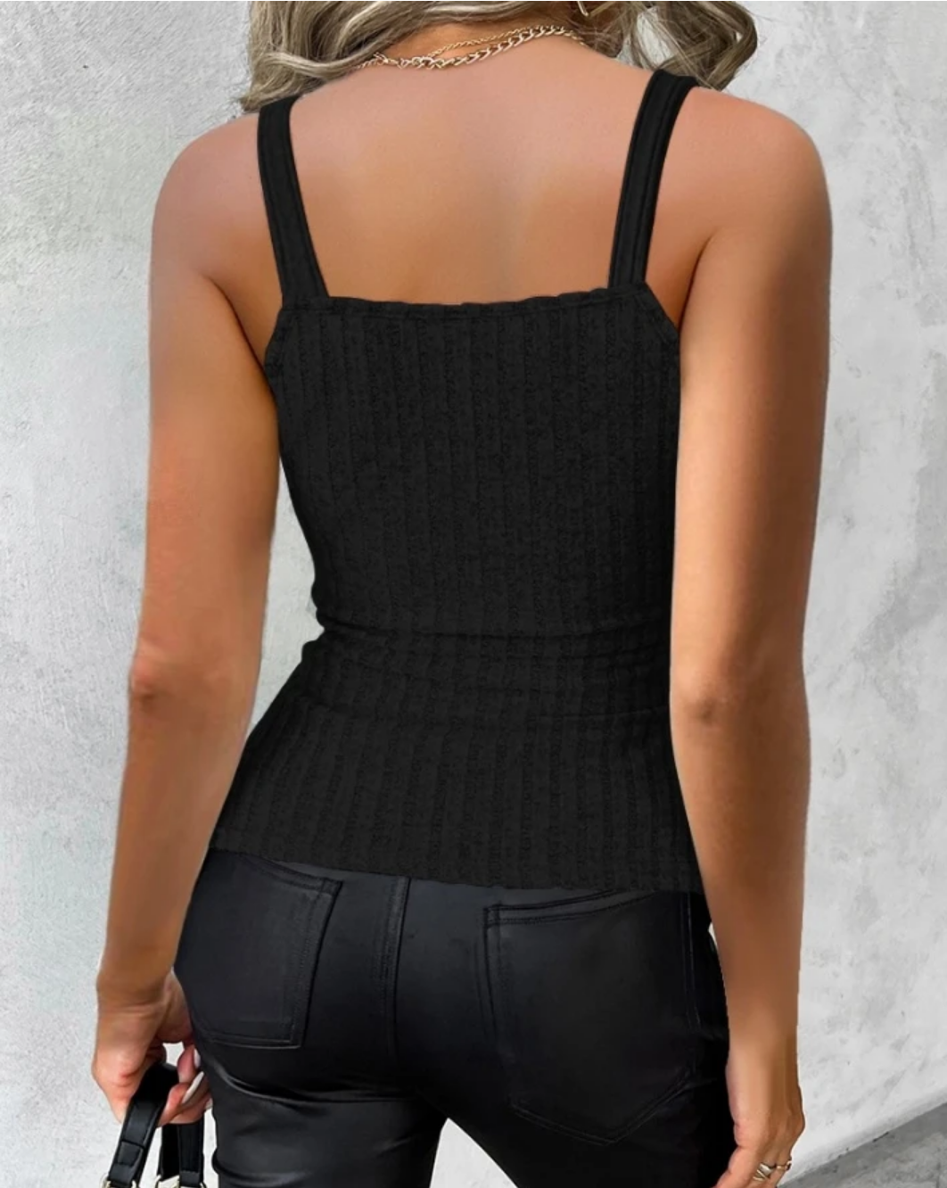 2024 Summer Fashion Chain Decor Buttoned Casual V-Neck Sleeveless Ribbed Tank Top