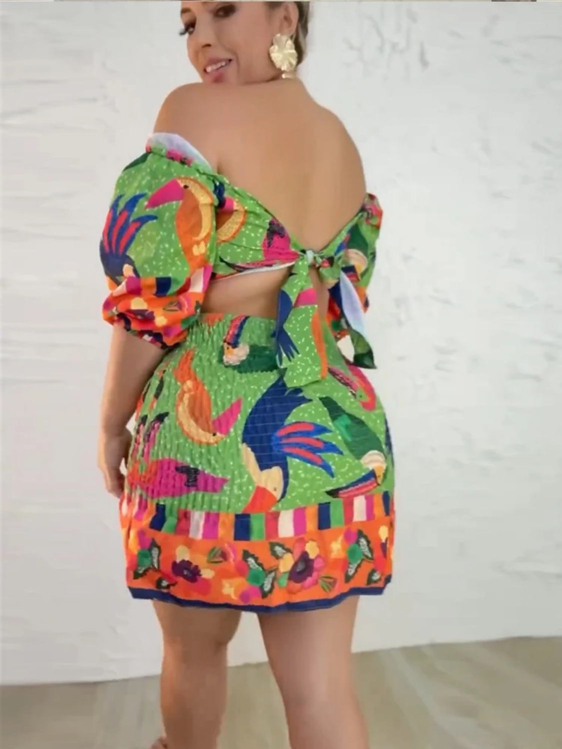 Summer Draped Material E Off The Shoulder Lantern Sleeves Hollow Out Waist Dress